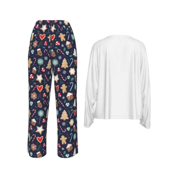 A Girl Loves Christmas Women's Sleepwear