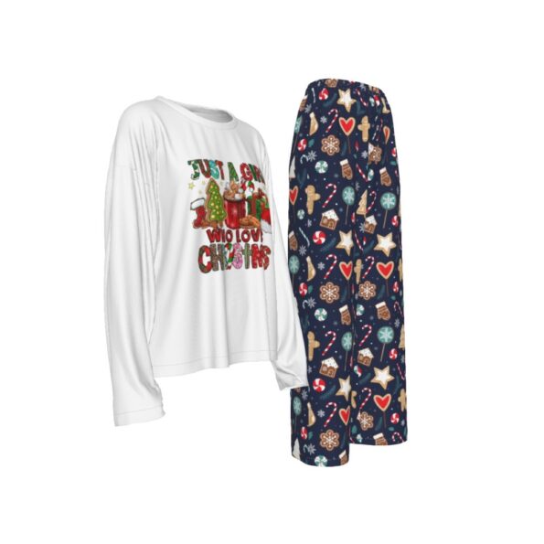 A Girl Loves Christmas Women's Sleepwear