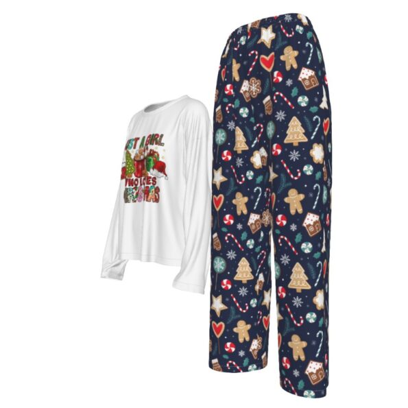 A Girl Loves Christmas Women's Sleepwear